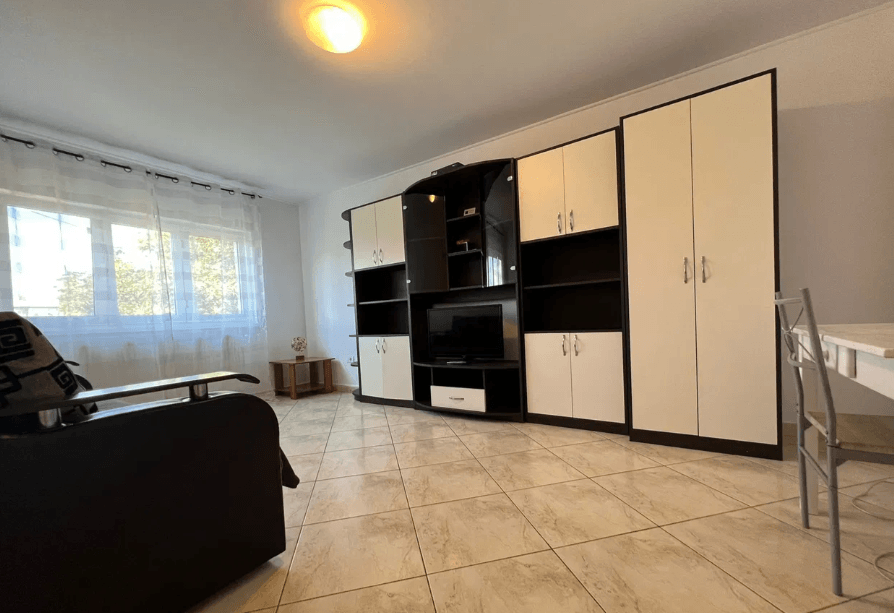 Apartament 2 Camere Decomandat Zona Centrală Focșani – 54 mp